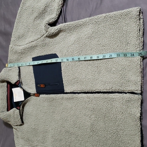 Sherpa Jacket w/ chest pocket - Picture 7 of 8